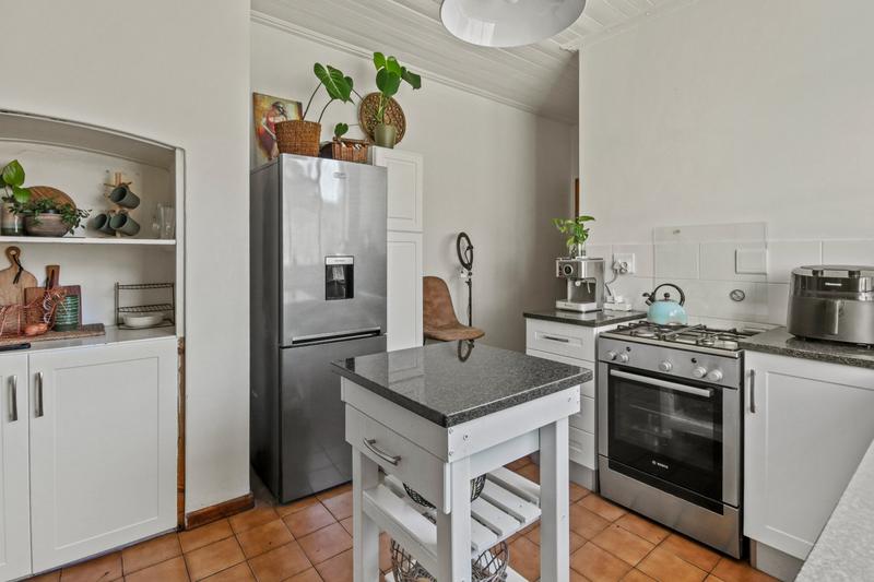 To Let 1 Bedroom Property for Rent in Observatory Western Cape